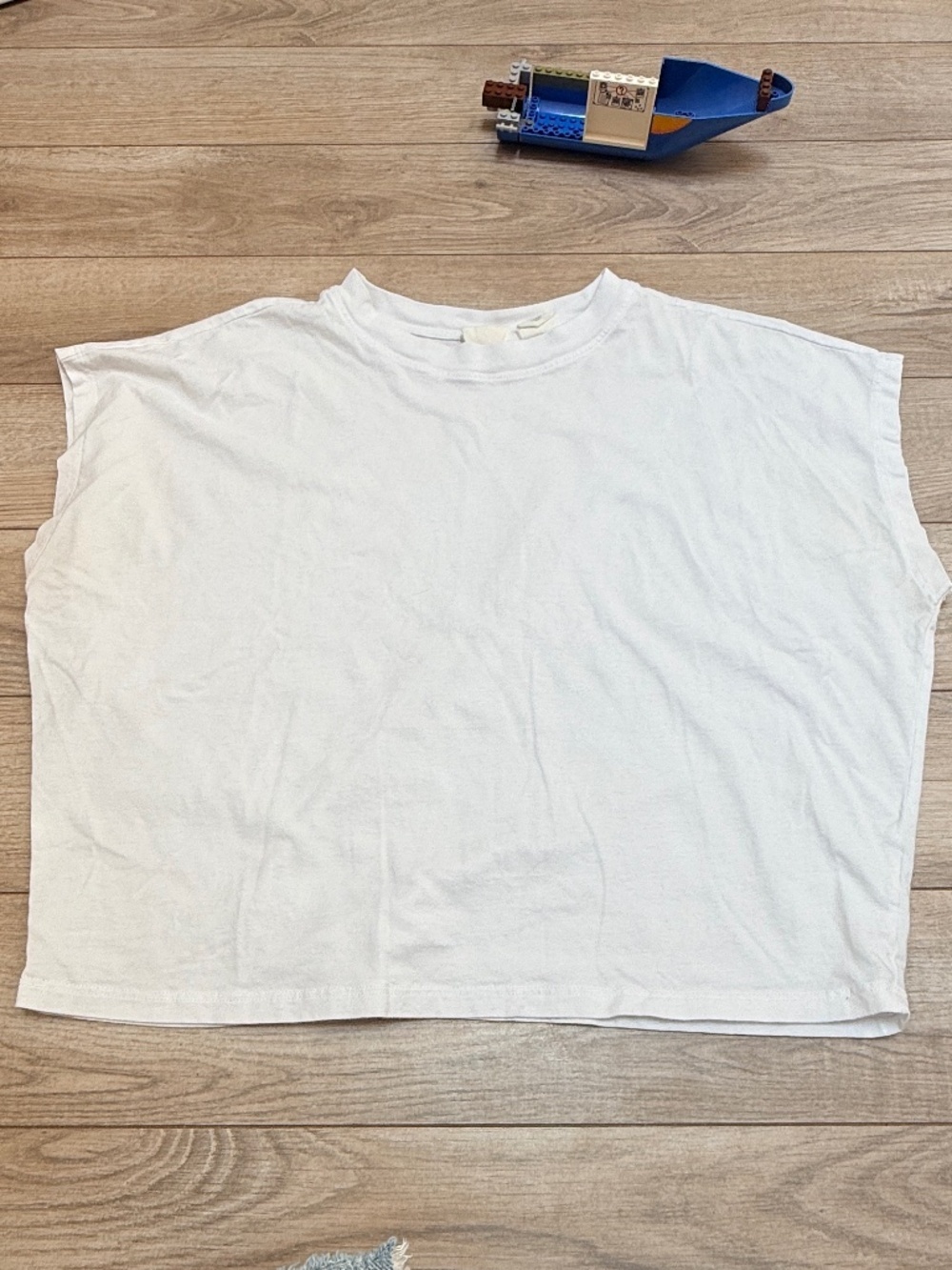 C&C California white tee size S